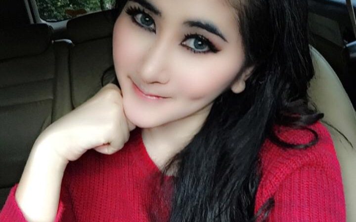 Kekasih Pernah Direbut Orang, Ratu Idola Curhat lewat Lagu