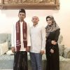 Bisa Bertemu Ustaz Abdul Somad, Syahrini Bahagia