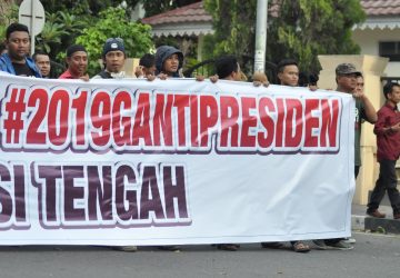 Ada Aksi Tandingan Teman Kita Jokowi di Deklarasi #2019GantiPresiden di Sulteng