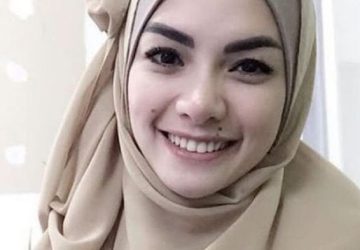 Hijrah, Nikita Mirzani Tak Ada Niat Jauhi Teman Gaul