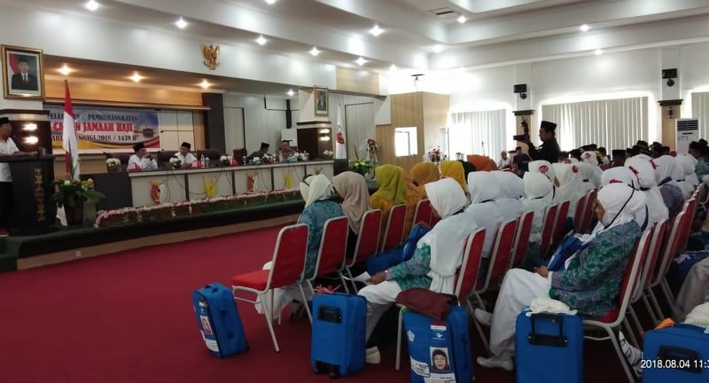 Bupati Lepas Pemberangkatan 134 Calon Jema’ah Haji Kabupaten Sigi
