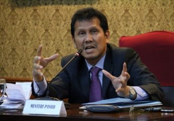 Jokowi akan Reshuffle Menteri Asman Abnur Asal PAN