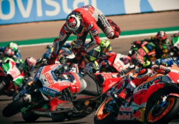 Cedera, Lorenzo Salahkan Marquez