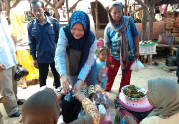 Cek Harga Sembako, Habsa Yanti Blusukan ke Pasar Tradisional