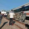 Kronologi Kecelakaan Kereta Api Vs Mobil di Indramayu yang Tewaskan 8 Orang