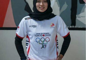 Aries Susanti Pecahkan Rekor Dunia Panjat Tebing