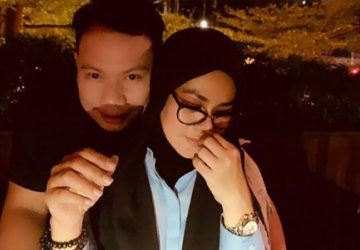 Sarita Abdul Mukti Pamer Foto Mesra dengan Vicky Prasetyo