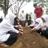 Pelajar MAN 2 Palu Belajar Bertani