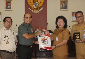 Prodi Ekonomi Pertahanan UNHAN Riset ke Kesbangpol dan BAPPEDA Sulut