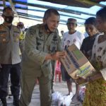 Polda Sulteng Beri Bantuan Keluarga Korban Pembunuhan di Sigi
