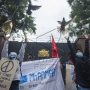 Ribuan Warga Selamatkan Diri Setelah Puluhan Demonstran Tewas Ditembak di Myanmar