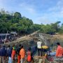 Basarnas Evakuasi Korban Longsor Tambang Emas di Buranga