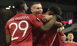 Gol Bunuh Diri Hantarkan MU Menang atas West Ham