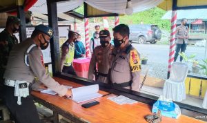 Kapolres Banggai Tinjau Langsung Pos Penyekatan di Perbatasan