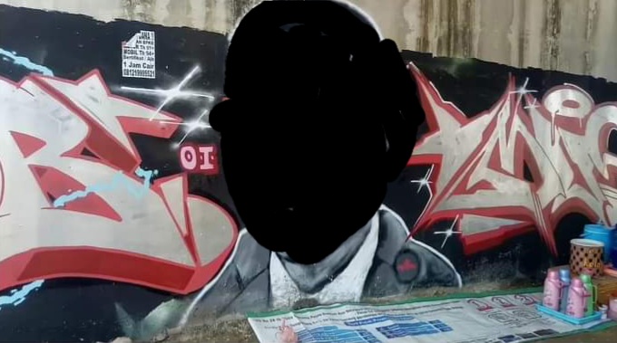 Mural jokowi viral