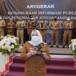 Sekwan DPRD Sulteng Raih Peringkat Pertama Plakat Monev Keterbukaan Informasi Publik 2021
