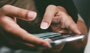 Spesifikasi Hp untuk Orang Tua Bisa WhatsApp Harga 1 Jutaan