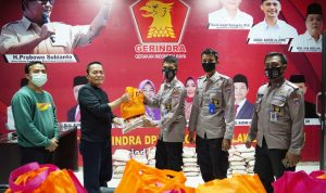 Fraksi Gerindra DPRD Sulteng Bagikan Paket Ramadhan