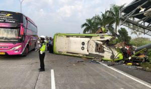 Update: Korban Kecelakaan Bus Pariwisata Jadi 14 Orang