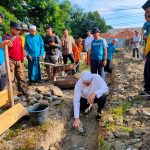H.S Alwi bin Saggaf Aljufri Letakan Batu Pembangunan MDA Alkhairaat Palupi