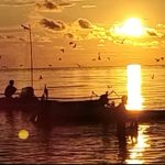 Saat Jelang Senja di Pantai Bambakoro