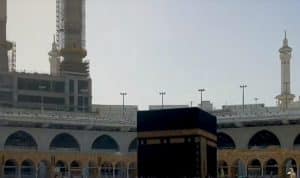 Kabar Gembira, Jemaah Umrah Tidak Lagi Diwajibkan Vaksin Meningitis