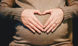 Tips Puasa untuk Ibu Hamil, Dijamin Kuat sampai Waktu Buka!