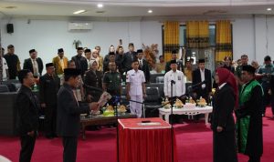 Ridwan Yalidjama Hadiri Pelantikan PAW Anggota DPRD Donggala