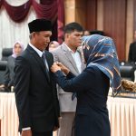 Dua Anggota PAW DPRD Sulteng Dilantik