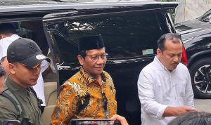Mahfud Soal Oknum Satpol PP Garut Dukung Gibran: Pelanggaran, Norak