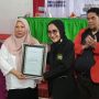 Rekam Jejak Reny Lamadjido Buat Kagum Ketua STIA Panca Marga Palu
