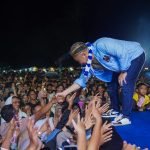 Konser BerAmal di Kotaraya, Ahmad Ali Pastikan Perbaiki Jalan Rusak Jika Terpilih Gubernur