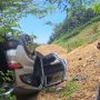 Kebun Kopi Longsor, 2 Mobil Tertimpa Material