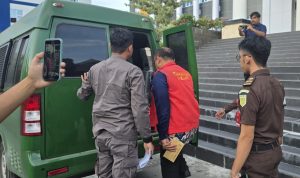 Dua Tersangka Dugaan Korupsi Alkes Laboratorium Untad Ditahan, Satu Pingsan
