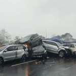 Breaking News: Kecelakaan di Tol Cipularang Mobil Bertumpukan