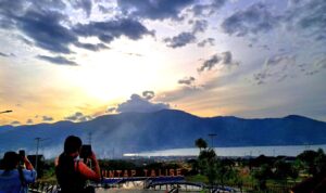 Menikmati Keindahan Teluk Palu dari Huntap Talise