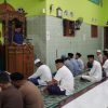 Safari Ramadan, Pemprov Sulteng Bagikan Al-Qur’an dan Sembako di Ampibabo