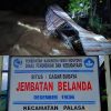 Jembatan Belanda di Palasa Putus Diterjang Banjir