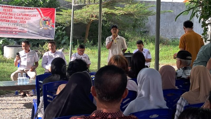 Reinhard Vester Tamma Serap Aspirasi Warga Lolu Utara Soal UMKM hingga Penerangan Jalan