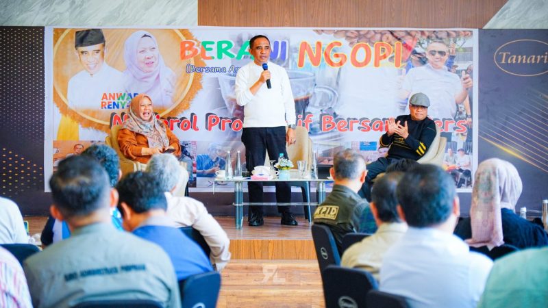 Gubernur Anwar Hafid Minta OPD Terbuka pada Wartawan, Bukan Alergi