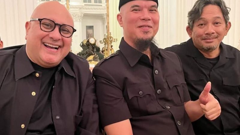 Ahmad Dhani dan Irwan Mussry Berpose Bareng Jelang Pernikahan Al Ghazali