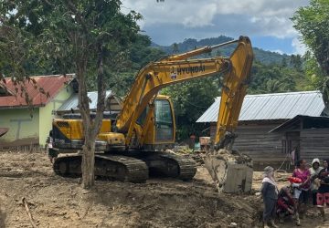 Dua Korban Ditemukan, Pemprov Respon Cepat Dampak Banjir di Wombo Kalonggo