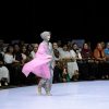 Batik Bomba Tampil Memikat, Ketua Dekranasda Sulteng Turun Langsung ke Catwalk
