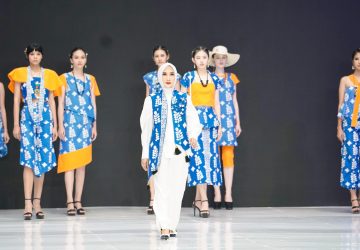 Batik Banava Melenggang di Jogja Fashion Week 2025: Sry Nirwanti Bahasoan Pukau Catwalk Nasional