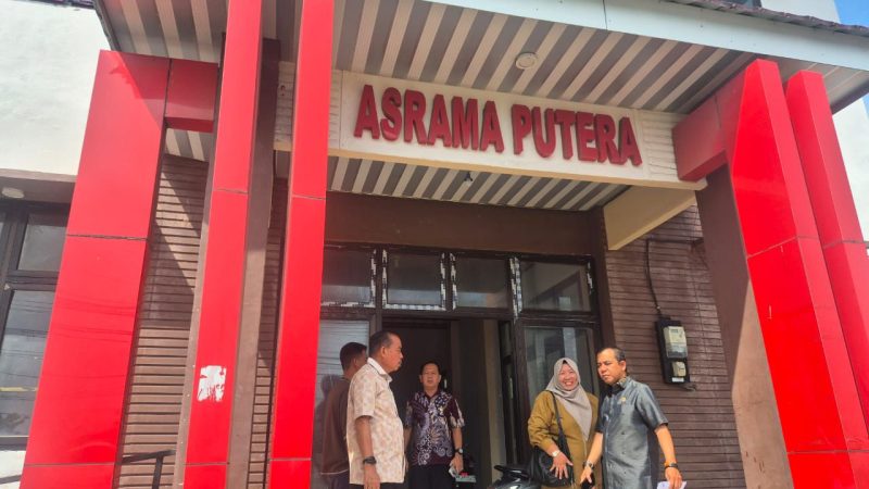 DPRD Parigi Moutong Tinjau Asrama Mahasiswa di Palu, Temukan Fasilitas Rusak