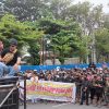 Ribuan Penambang Poboya Kepung DPRD, Tagih Hak Tambang Rakyat