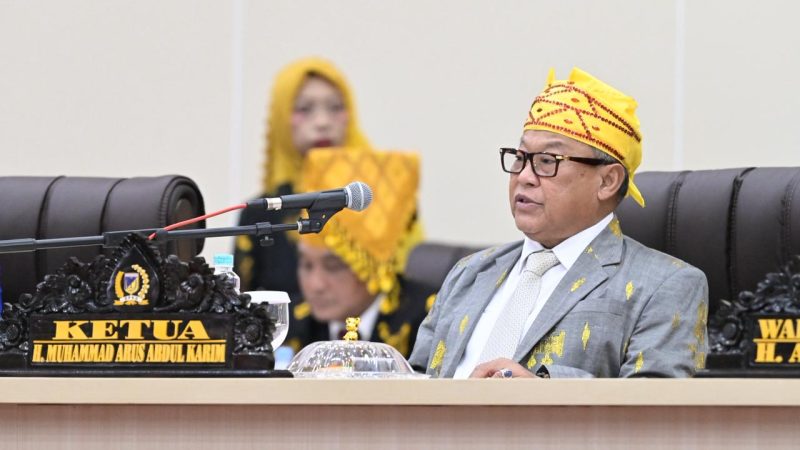 Paripurna HUT ke-62 Sulteng, Ketua DPRD Singgung Tantangan dan Peluang Daerah