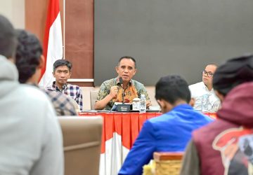 Temui Aliansi Buruh dan Mahasiswa, Gubernur Sulteng Siap Bentuk Satgas Ketenagakerjaan