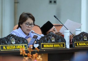 Pergantian Ketua Fraksi Hanura Warnai Paripurna DPRD Palu