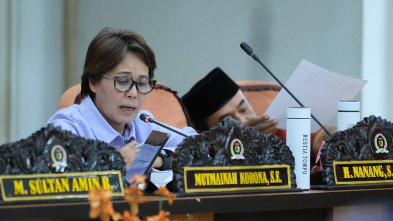 Pergantian Ketua Fraksi Hanura Warnai Paripurna DPRD Palu